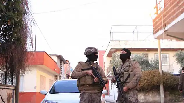 Mersin'de PKK soruşturması: 52 şüpheliye gözaltı kararı