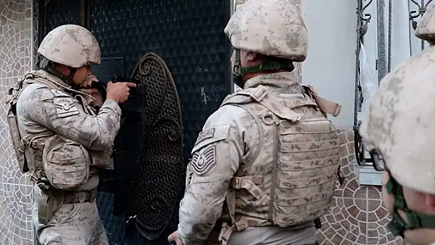 Mersin'de terör operasyonu: 7 gözaltı
