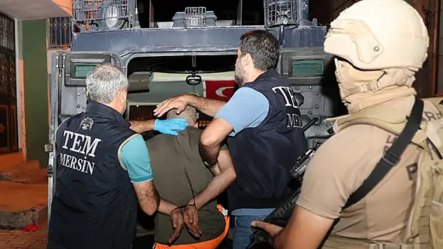 Mersin'de terör örgütü PKK/KCK operasyonunda 14 zanlı yakalandı
