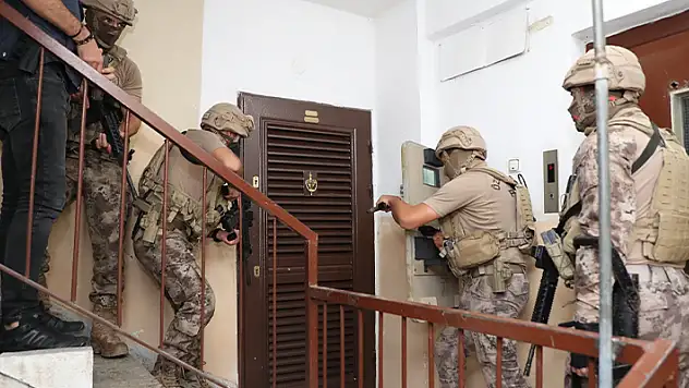 Mersin'de yasa dışı bahis çetesi çökertildi: 18 tutuklama
