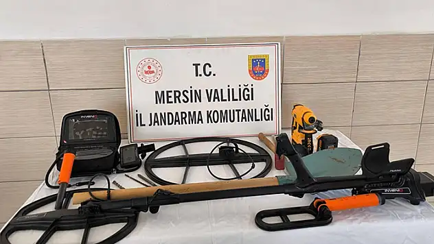 Mersin'de define arayanlara suçüstü 11 gözaltı

