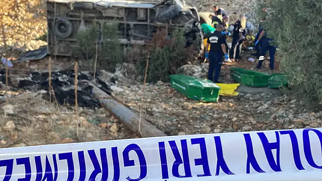 Mersin'deki işçi servisi kazasında ölü sayısı 6'ya yükseldi