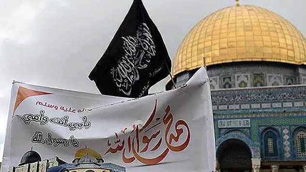 Mescid-i Aksa'da Charlie Hebdo protesto edildi