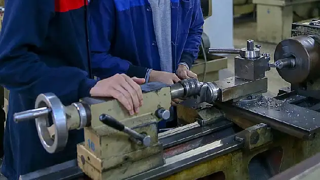 Mesleki eğitim merkezlerinde öğrenci sayısı yüzde 100 arttı
