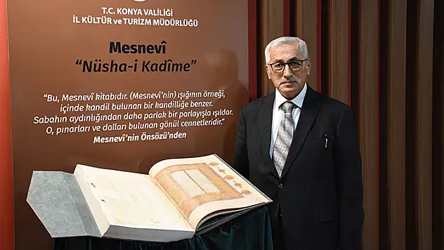 Mesnevi'nin tıpkıbasımı Vuslat'ın 750. yılında Mevlana dostlarıyla buluşuyor