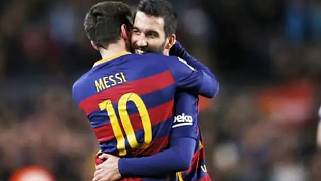Messi gol sevincinde Arda'ya ne söyledi?