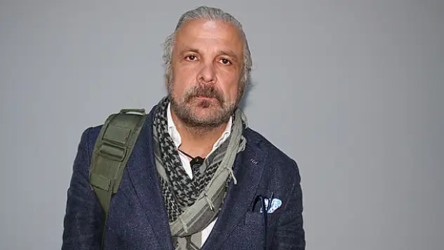 Mete Yarar: 'Menbiç operasyonun ilk safhası başladı'