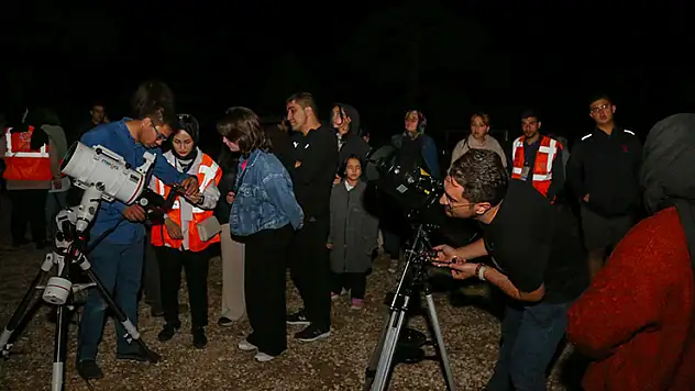 Meteor yağmuru Meram'da şölene dönüştü