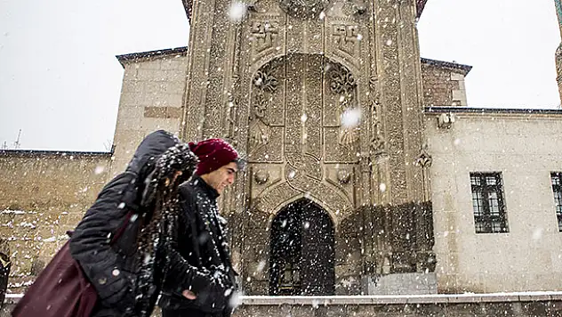 Meteoroloji'den Konya'ya yine kar uyarısı - Konya hava durumu!