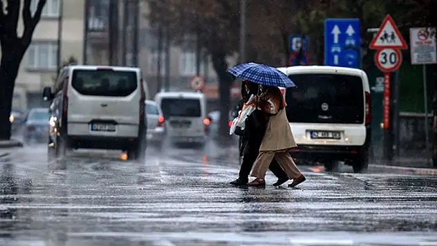 Meteoroloji'den kuvvetli yağış uyarısı! Konya'da 12 Nisan'a kadar yağış var

