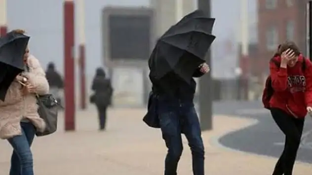 Meteoroloji uyardı: Konya, Karaman, Aksaray ve Niğde'de fırtına etkili olacak