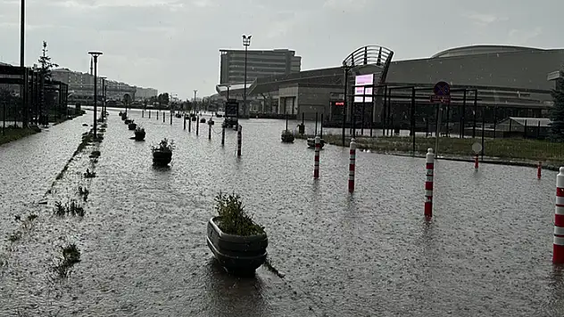 Meteorolojiden 16 il için kuvvetli yağış uyarısı
