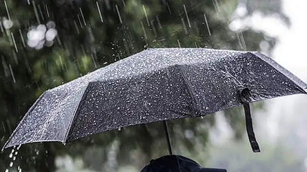 Meteorolojiden Konya'ya kuvvetli sağanak uyarısı! Bu ilçelerde yaşayanlar dikkat