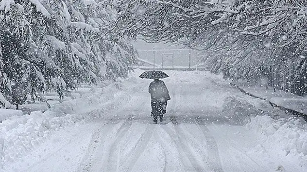 Meteorolojiden yeni uyarı! Konya ve Karaman'ın güneyi ile doğusunda kuvvetli kar ve buzlanma bekleniyor