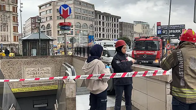 Metro istasyonunda raylara atlayan 1 kişi hayatını kaybetti