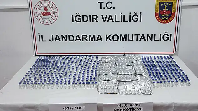 Metruk binadaki yabancıların çantasından 521 botoks ilacı ve 450 uyuşturucu hap çıktı
