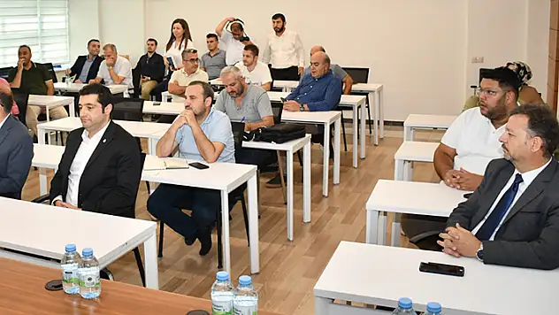 MEVKA ve Konya Sanayi Odası, sanayicileri ortaklık, birleşme ve şirket satın almaları konusunda bilgilendirdi