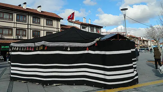 Mevlana Törenlerinde Bir İlk 'Türbe Önü Buluşmaları'