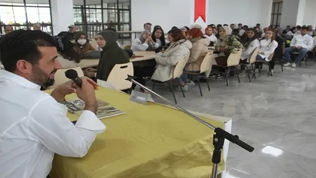 Mevlevi mutfağını yaşatan şef Ulaş Tekerkaya, Beyşehir'de genç aşçı adaylarıyla buluştu
