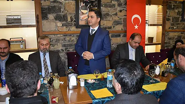 Mevlid-i Nebi yarışmalarında dereceye giren öğrenciler ödüllendirildi