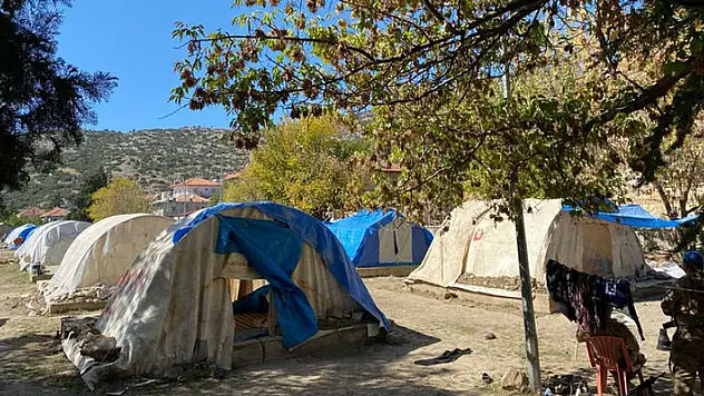Mevsimlik işçiler arasında kavga! 1 ölü, 4 yaralı