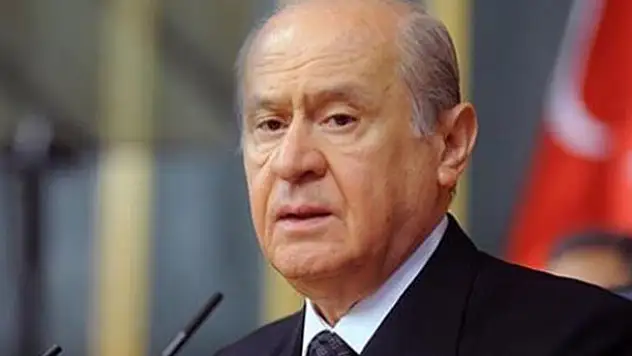 MHP'de şok üstüne şok!