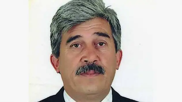 MHP'li Belediye Başkanı Ak Parti'ye geçti