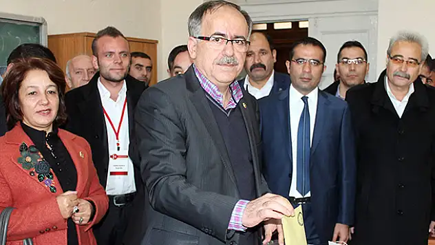 MHP'li Kalaycı Oyunu Kullandı