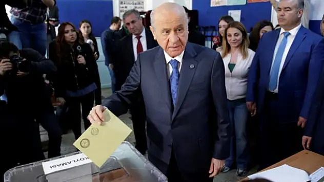 MHP lideri Bahçeli oyunu Ankara'da kullandı