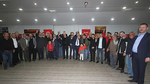 MHP'liler iftar yemeğinde buluştu
