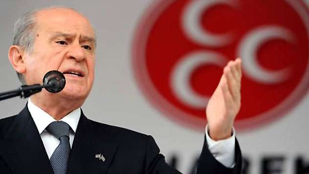 MHP Manisa İl Başkanı görevden alındı, teşkilatın kapısına kilit vurdular