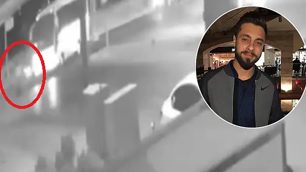 Midibüse çarpan motosikletin sürücüsü öldü kaza anı kamerada