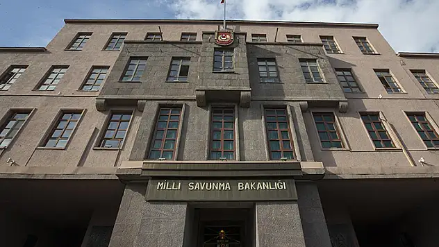Millî Savunma Bakanlığı bin 115 daimi süreli işçi alacak
