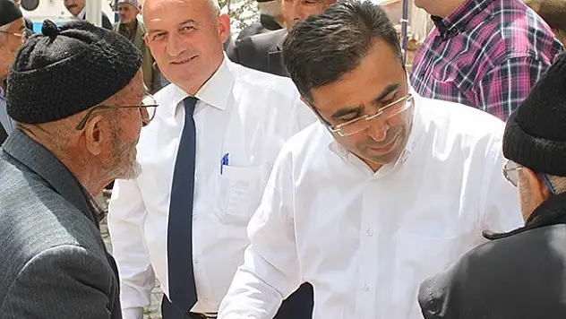 Milletvekili adayı Ünal Hadim'de