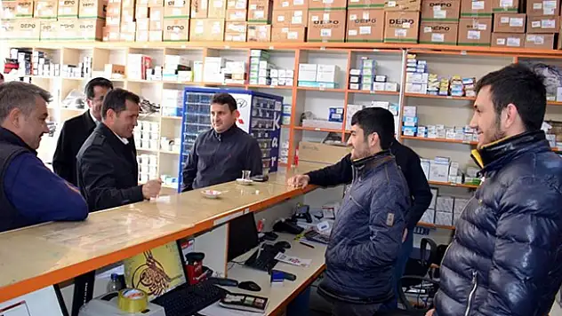 Milletvekili Altunyaldız esnafla bir araya geldi