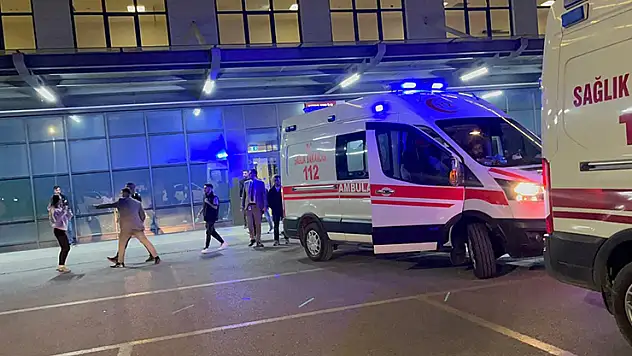 Milletvekili Ayşen Gürcan'ın içinde bulunduğu araç kazaya karıştı: 1 ölü