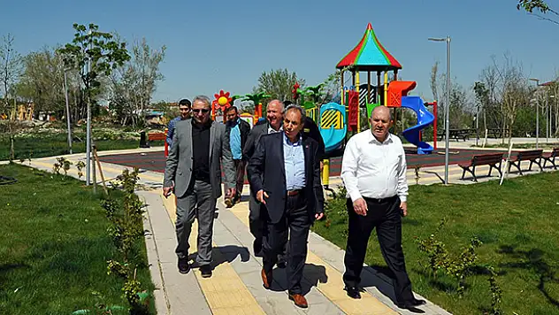 Milletvekili Baloğlu Engelsiz YaşamMerkezi'ni gezdi