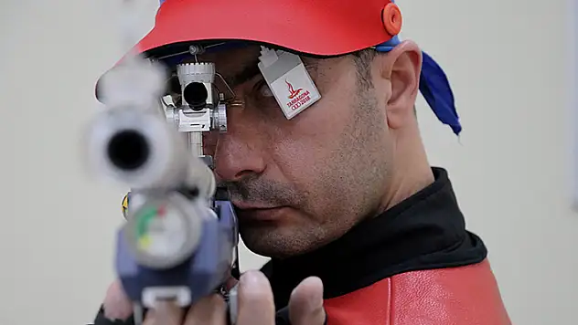 Milli atıcı Ömer Akgün olimpiyat dördüncüsü oldu
