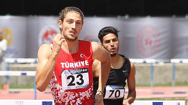 Milli atlet İsmail Nezir, 400 metrede Türkiye 20 yaş altı rekorunu kırdı

