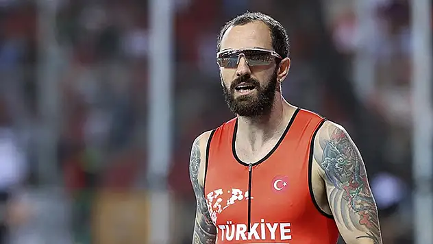 Milli atlet Ramil Guliyev, Avusturya'da üçüncü oldu
