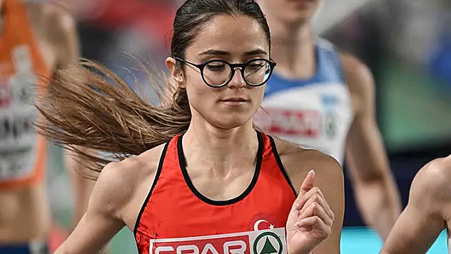 Milli atlet Şilan Ayyıldız, ABD'deki yarışmada birinci oldu
