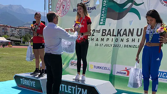 Milli atletler zirveye yerleşti
