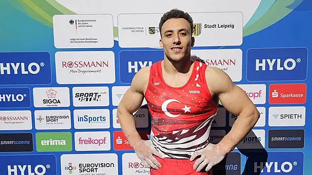 Milli cimnastikçi Adem Asil, Almanya'da altın madalya kazandı