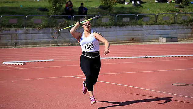 Milli ciritçi Münevver Hancı, 23 yaş altında Avrupa ikincisi oldu
