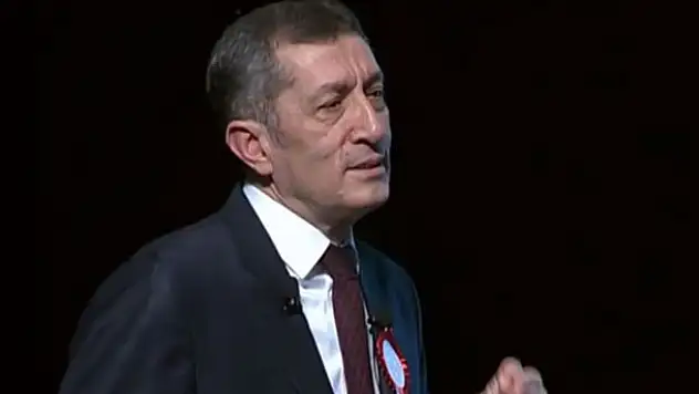 Milli Eğitim Bakanı Selçuk açıkladı! Eğitimde devrim gibi kararlar...