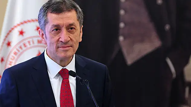 Milli Eğitim Bakanı Selçuk, 'İl genelinde eğitime bir hafta süreyle ara verme kararı aldık'