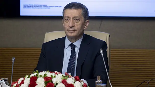 Milli Eğitim Bakanı Selçuk: Okulların eylül başında açılmasını istiyoruz

