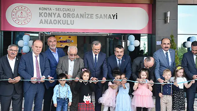 Milli Eğitim Bakanı Yusuf Tekin, anaokulu açılışına katıldı