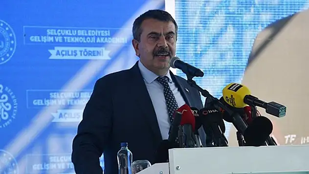 Milli Eğitim Bakanı Yusuf Tekin'den, mülakat tartışmalarına yanıt! İstihdam ettiğim öğretmeni görmek zorundayım 