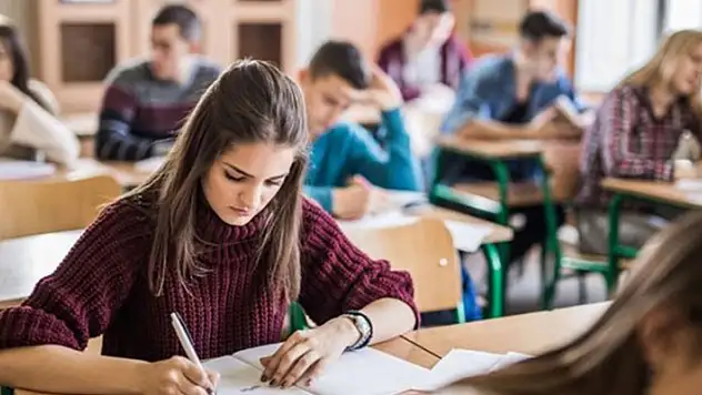 Milli Eğitim Bakanı Yusuf Tekin, liselerde sınıf tekrarını hayata geçireceklerini bildirdi

